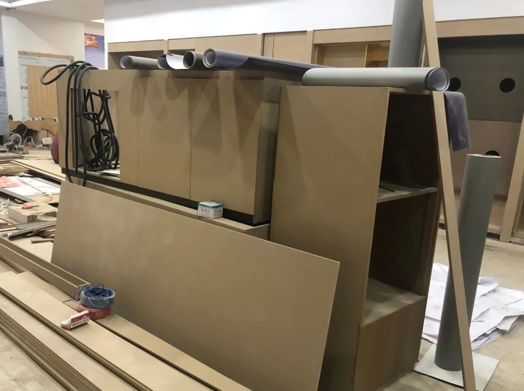 木質(zhì)建材、木質(zhì)家具制造業(yè)釋放大量臭味，的凈除臭劑快速分解除臭！.jpg