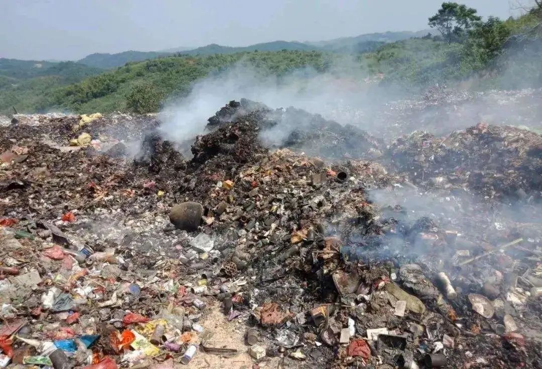國內垃圾臭氣問題嚴峻，潔匠異味控制液帶來清新.jpg